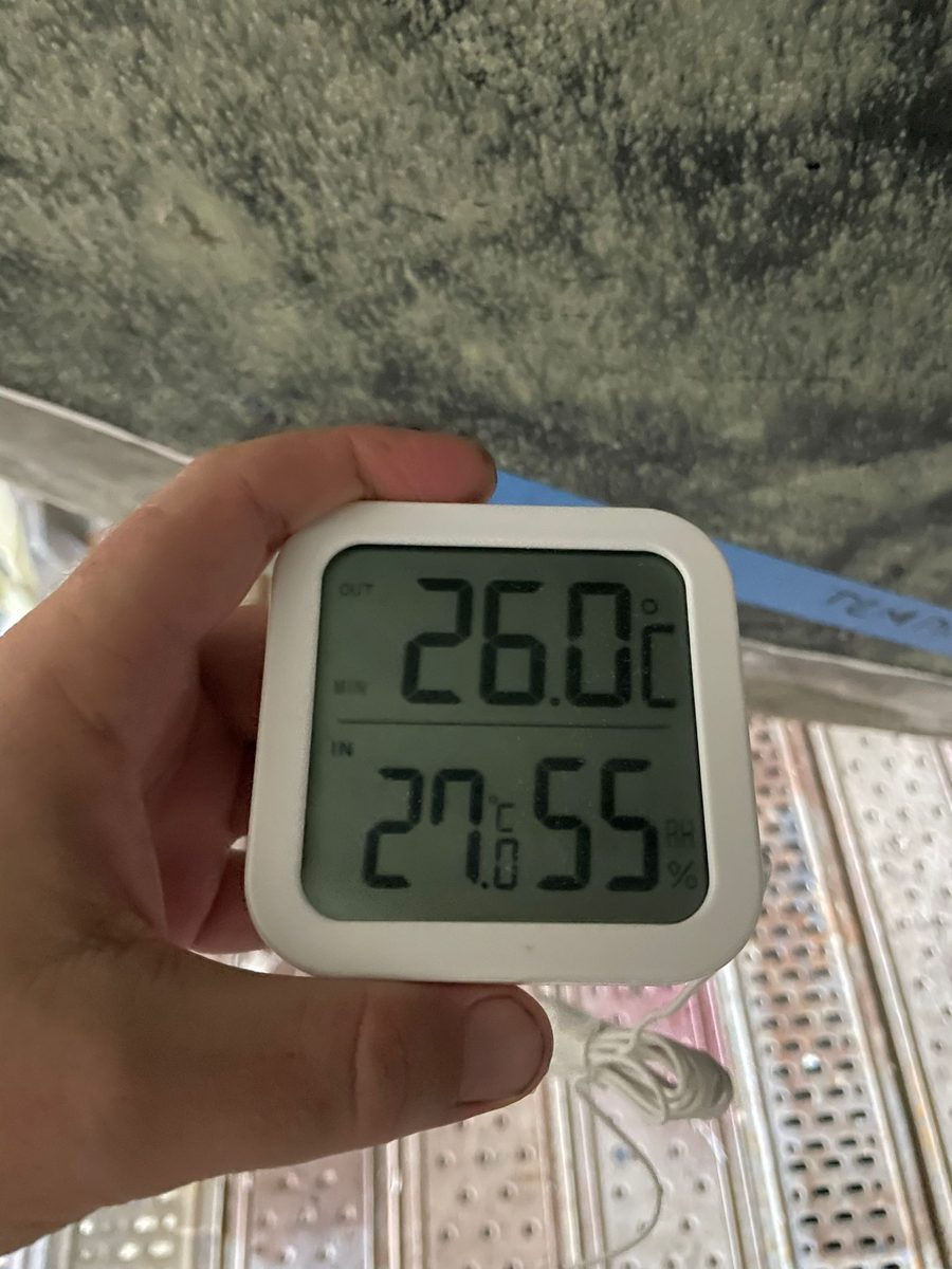 Temperature and humidity reading taken during the M/Y Kahala GRP repair